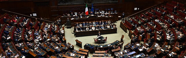 La Camera approva il decreto bollette, passa al Senato