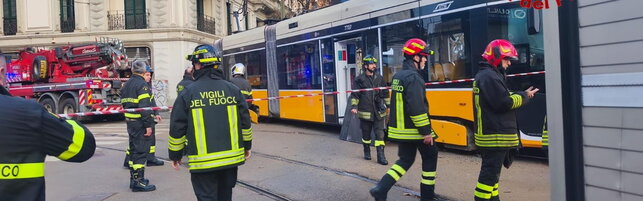 Tram deragliato a Milano, il conducente ai pm: "Svenuto prima di aver saltato la fermata"