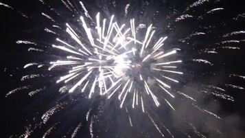 Ischia, sette persone ferite dai fuochi d'artificio