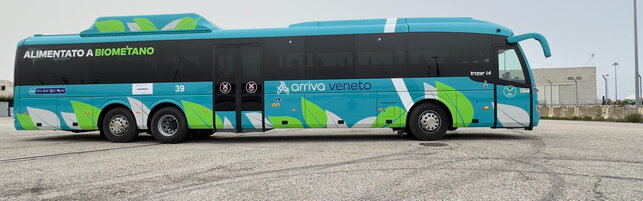 Acido sui sedili del bus a Venezia, tre ustionati di cui uno grave