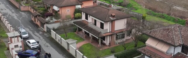 https://img-prod.tgcom24.mediaset.it/images/2026/04/30/110647801-169828bf-97e4-482d-95c2-a9fbce7e2a15.jpg