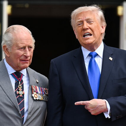 Anteprima: Trump elimina i dazi sul whisky scozzese dopo la visita di Carlo e Camilla
