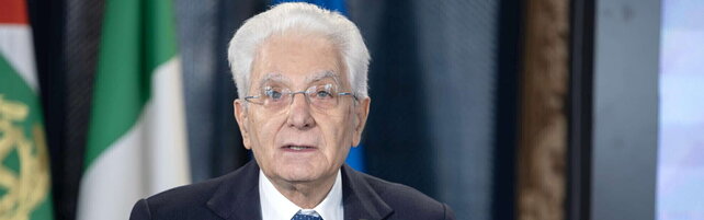 Mattarella: "Esercito fondamentale per salvaguardare l'indipendenza del Paese"