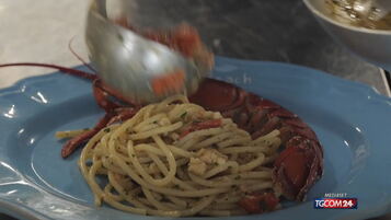 Copertina: Venezia, conto salato per un prof: 401 euro (250 solo per le linguine all'aragosta)