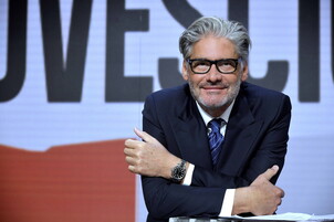 https://img-prod.tgcom24.mediaset.it/images/2026/05/09/124236842-9c52cf6e-0931-434e-87e4-04f6cc0b5f58.jpg