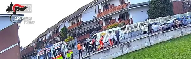 Torino, simula una rapina (con accoltellamento) per tenersi l'incasso: corriere denunciato