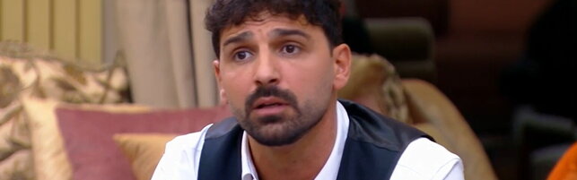 https://img-prod.tgcom24.mediaset.it/images/2026/05/12/211157326-651efd13-fc9a-4376-aea7-066c067c8649.jpg