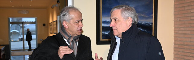 Anteprima: Modena, Tajani sente Piantedosi: aggressione brutale e violenta, prego per tutti i feriti