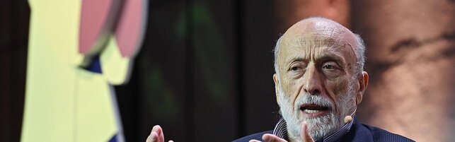 Addio a Carlo Petrini, il visionario che ha cambiato il modo di parlare di cibo e sostenibilità