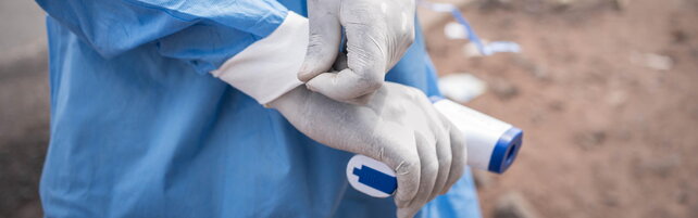 Ebola, in osservazione allo Spallanzani la dottoressa di Msf esposta al virus: non ha sintomi | L'Italia invierà esperti in Congo
