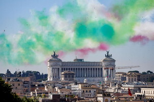 2 giugno, al via le celebrazioni per la Festa della Repubblica | Mattarella: "Atto di libertà senza precedenti"