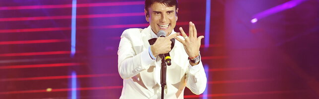 https://img-prod.tgcom24.mediaset.it/images/2026/06/03/143432396-986e2960-59ef-4b20-8df5-9e9afc211d7a.jpg