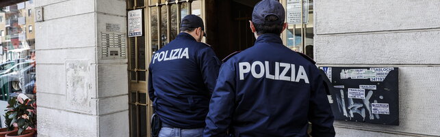 Genova, accoltella il convivente dopo una lite: ar