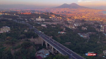 Napoli, la tangenziale entra nella storia: è la prima smart 