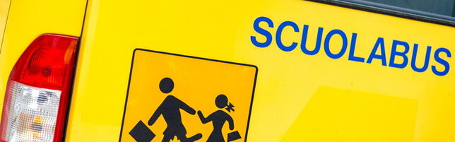 Bimba dimenticata sullo scuolabus a L'Aquila
