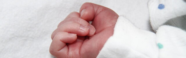 Anteprima: Reggio Emilia, neonato intossicato da tisane per farlo rilassare