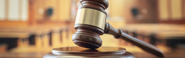 Annullato licenziamento per sputi tra colleghi
