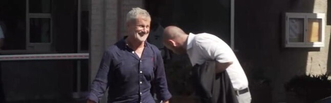 Gianni Alemanno scarcerato da Rebibbia: "Esco da innocente"