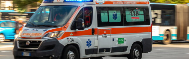 Anteprima: Giovane di 26 anni ferito a coltellate in Sardegna, è grave