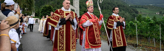 https://img-prod.tgcom24.mediaset.it/images/2026/07/01/092909177-a0aad2a5-7d45-4957-80ee-174dd818a324.jpg