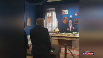 Trump interroga l'avatar di Roosevelt: la risposta sorprende