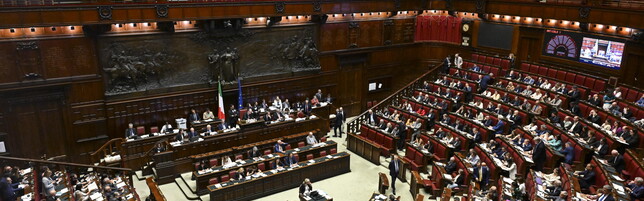 Question time alla Camera, dalla corsa del Ministro Fratin alla protesta del M5S: la giornata in Aula