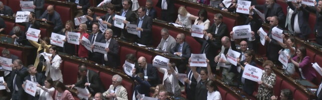 Legge elettorale, cartelli opposizioni e bagarre in Aula: "Meloni ha fallito"