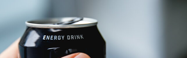 Regno Unito, stretta sugli energy drink per i minori