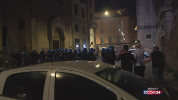 https://img-prod.tgcom24.mediaset.it/images/2026/07/20/204343353-5de06957-ed1b-4df9-a919-6df1436eb07c.jpg