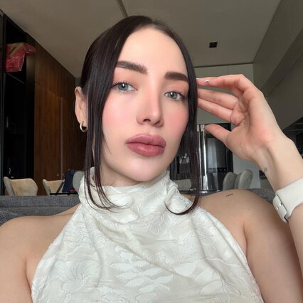 Anteprima: L'influencer messicana Adriana Garcia morta a 30 anni dopo un intervento estetico