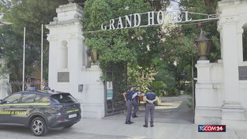 Chiusura del Grand Hotel di Riccione disposta dalla Guardia di Finanza