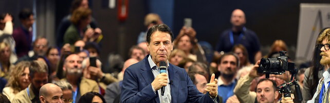 Giuseppe Conte: "Non votiamo il sostegno militare all'Ucraina"