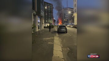 Copertina: Milano, incendio vicino alla Stazione Centrale