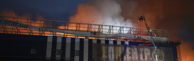 Anteprima: Ancora raid russi sull'Ucraina: tre morti vicino alla capitale, tra loro un bambino | Esp…