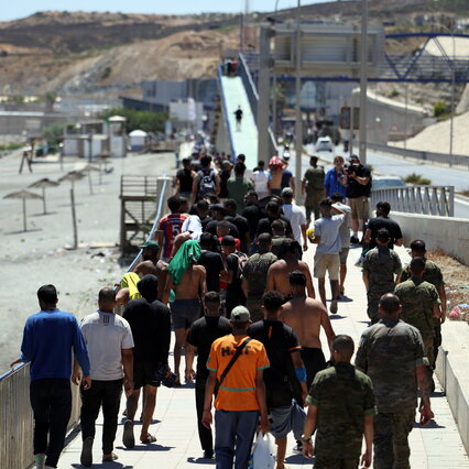 Anteprima: Ceuta, il report degli 007: "Rischio terrorismo concreto" | La città scende in piazza e c…