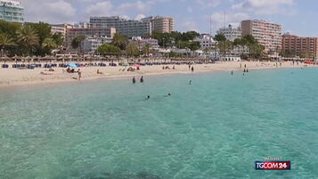 https://img-prod.tgcom24.mediaset.it/images/2026/08/10/102558666-0bc1c8c9-a74a-4f7c-8c3b-9cc846da7ef7.jpg