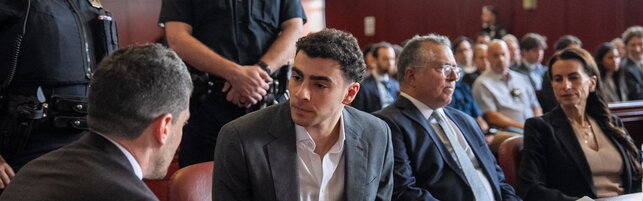 https://img-prod.tgcom24.mediaset.it/images/2026/08/14/161810944-e3fc5ab8-9ba2-403a-8301-4c18a65b5d8a.jpg