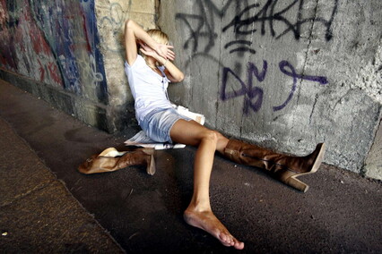 Anteprima: Matera, 17enne denuncia violenza: arrestato un 18enne