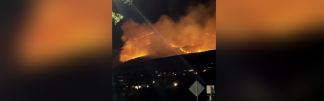 Anteprima: Nevada, 90mila evacuati per il mega incendio boschivo "Hawk"