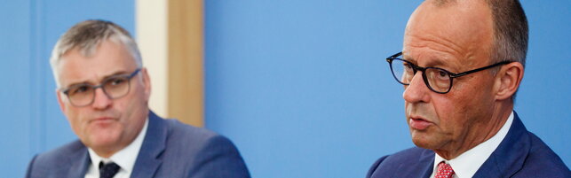 Copertina: Migranti, Berlino prova a ricucire con Roma: "Nessuno scontro, lavoriamo insieme"