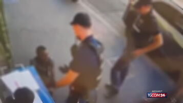 Poliziotti italiani coinvolti in un episodio di violenza a Londra