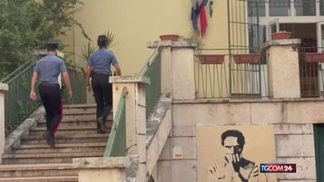 Copertina: Prof accoltellata a Roma, indagini su possibili complici del 13enne