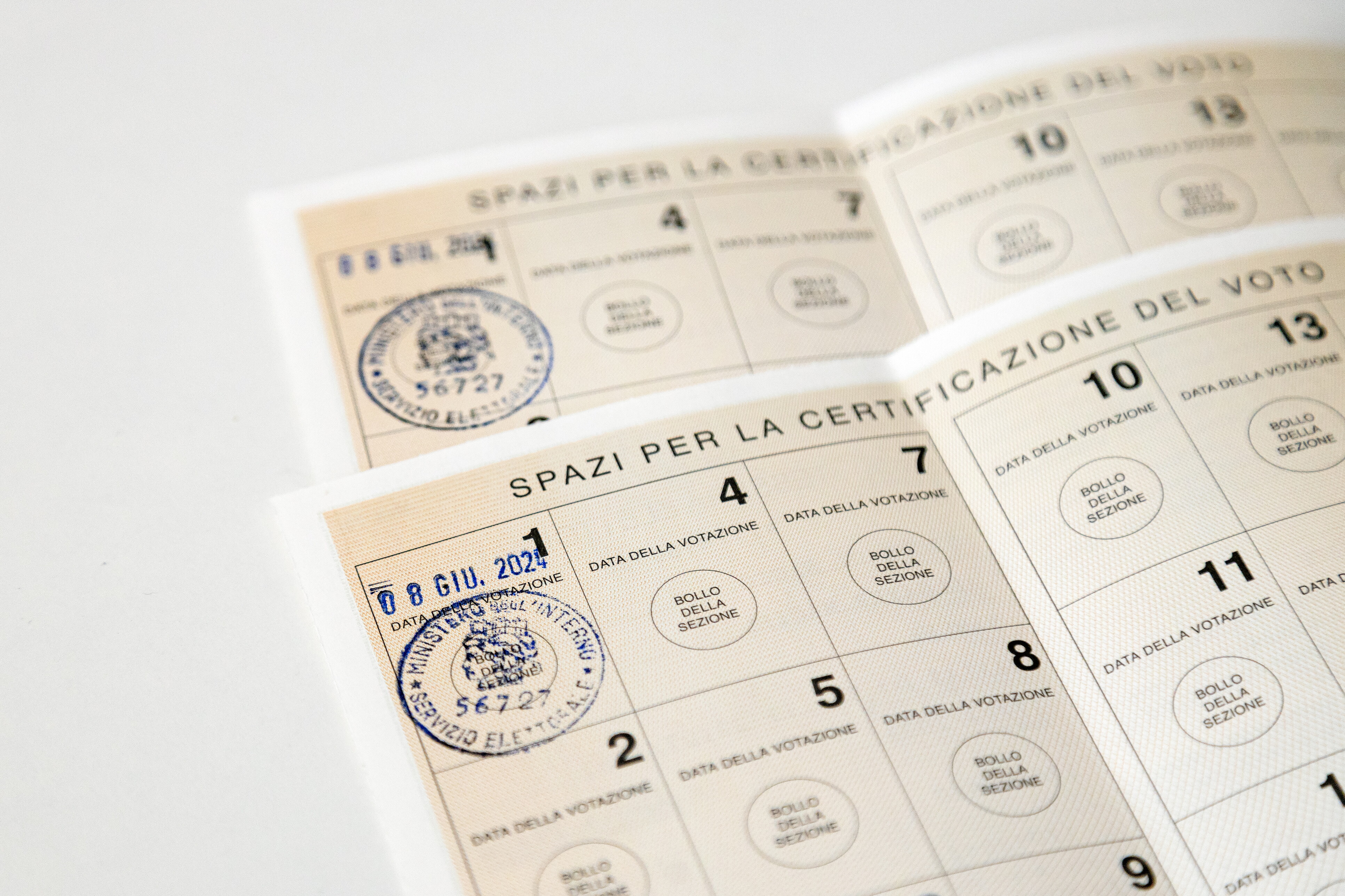 Elezioni, addio alla tessera elettorale di carta: dalla prossima tornata basterà lo smartphone