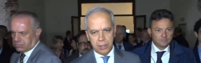 Cpr, Piantedosi: "Rivedremo le regole sulle visite mediche per l'ingresso dei migranti"