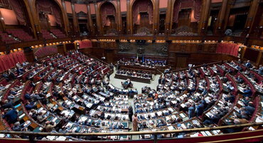 Legge elettorale: il governo pone la questione di fiducia sugli articoli 1, 2 e 3