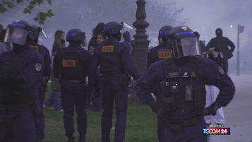 Anteprima: Francia, continua la protesta: scontri, tensioni e cinquecento arresti