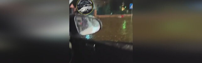 Anteprima: Roma, nubifragio nella notte: strade allagate dalla pioggia