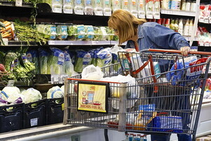 Istat, quasi un terzo delle famiglie ha limitato la spesa alimentare