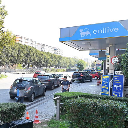 Anteprima: Carburanti, Eni taglia ancora il prezzo del gasolio: torna a 2,19 euro