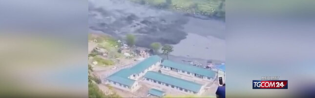 Nuove inondazioni in Nepal: evacuati diversi villaggi